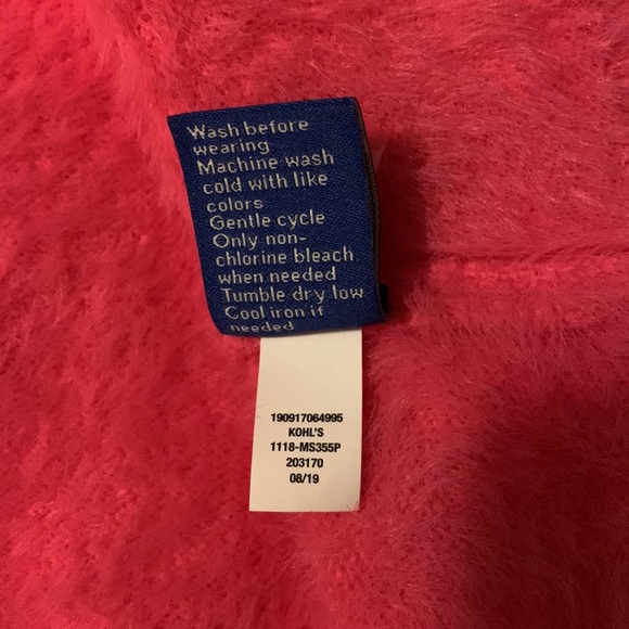 Hot pink fuzzy short sleeve sweater. Women’s plus size 4X by Cara Santana APT 9 - Picture 7 of 7